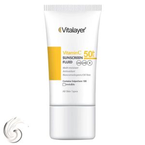 فلوئید ضدآفتاب بدون رنگ ویتالیر، SPF50، مدل Vitamin C، مناسب انواع پوست و حجم 50 میلیلیتر، ضد آب، محافظت کننده در برابر اشعه UVA ،UVB، IR و رادیکالهای آزاد، آنتیاکسیدان، غیرکمدونزا، فاقد چربی، ضد چروک و روشن کننده پوست، با ماندگاری 2 ساعته
